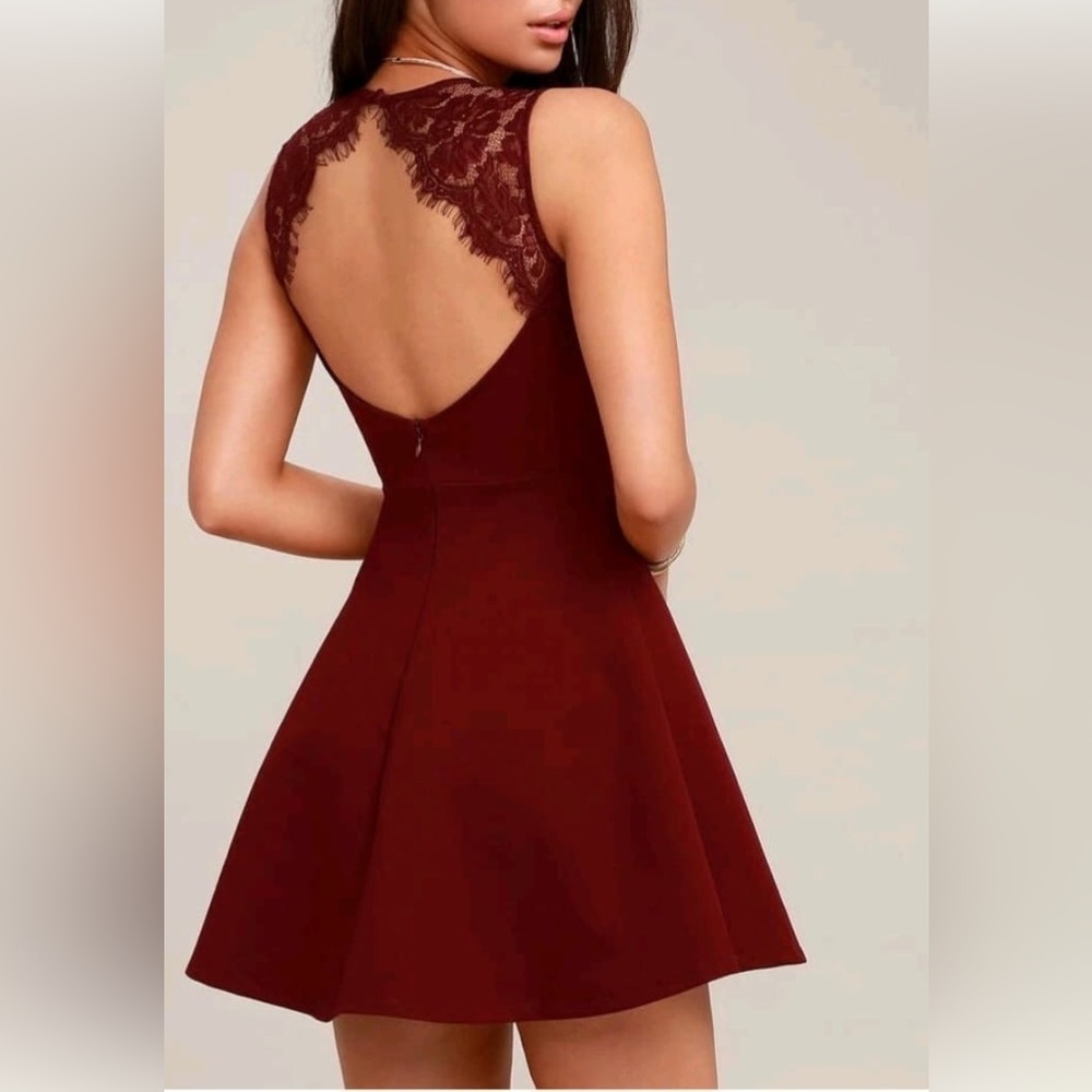 Red Backless A-Line Scoop Neck Dress